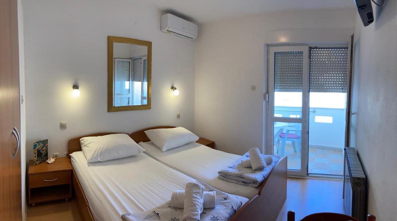 Sunrise Apartments And Studio Apartments 1 Локва-Рогозниця Екстер'єр фото
