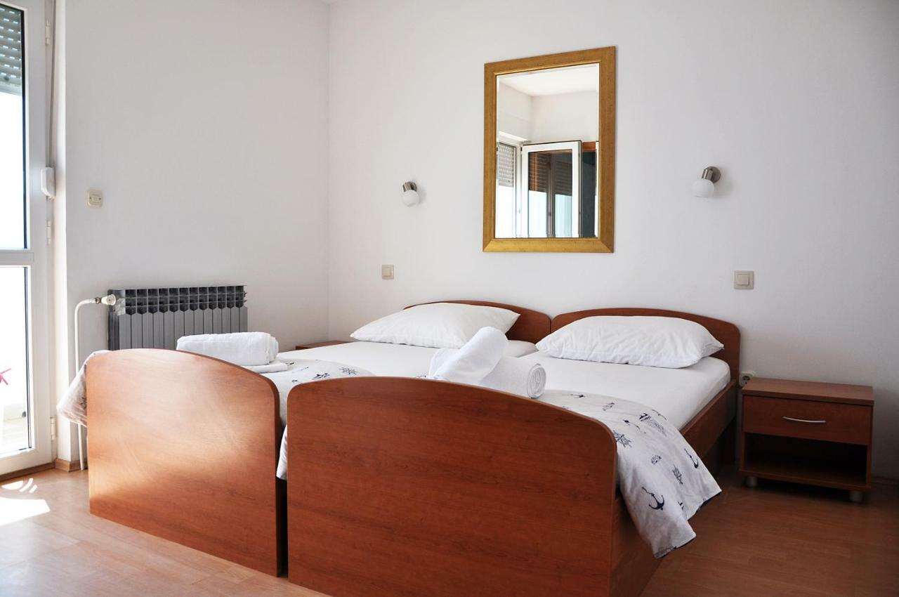 Sunrise Apartments And Studio Apartments 1 Локва-Рогозниця Екстер'єр фото